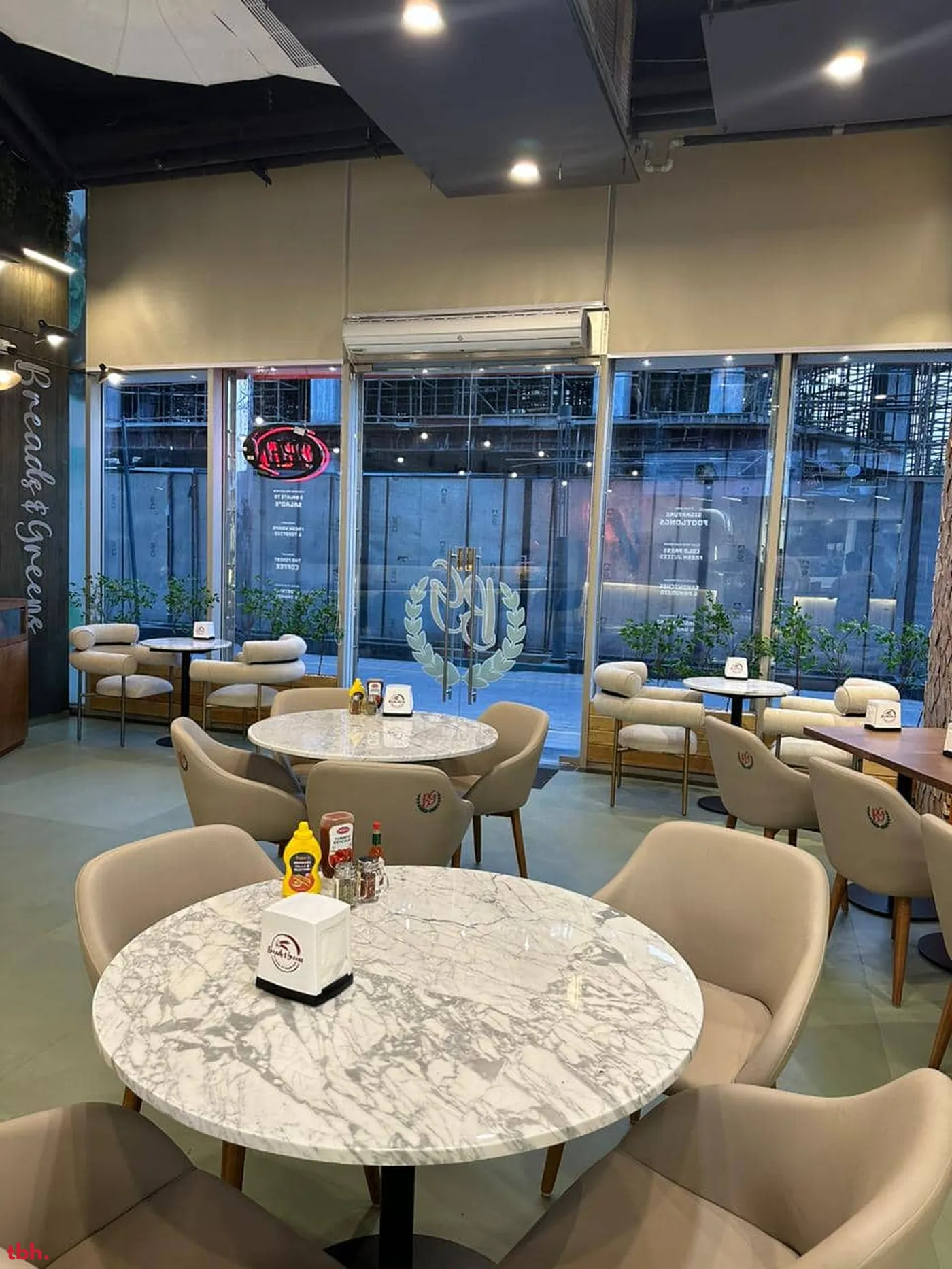 Breads & Greens Outlet Image