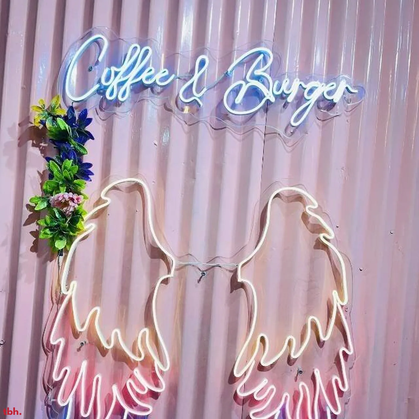 Coffee & Burger Outlet Image