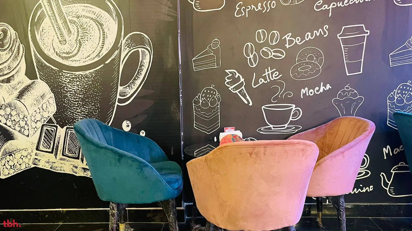 Hide Out Cafe Outlet Image