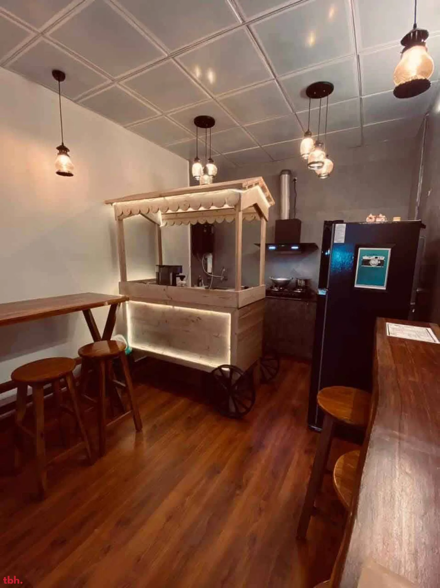 Thela Bistro Outlet Image