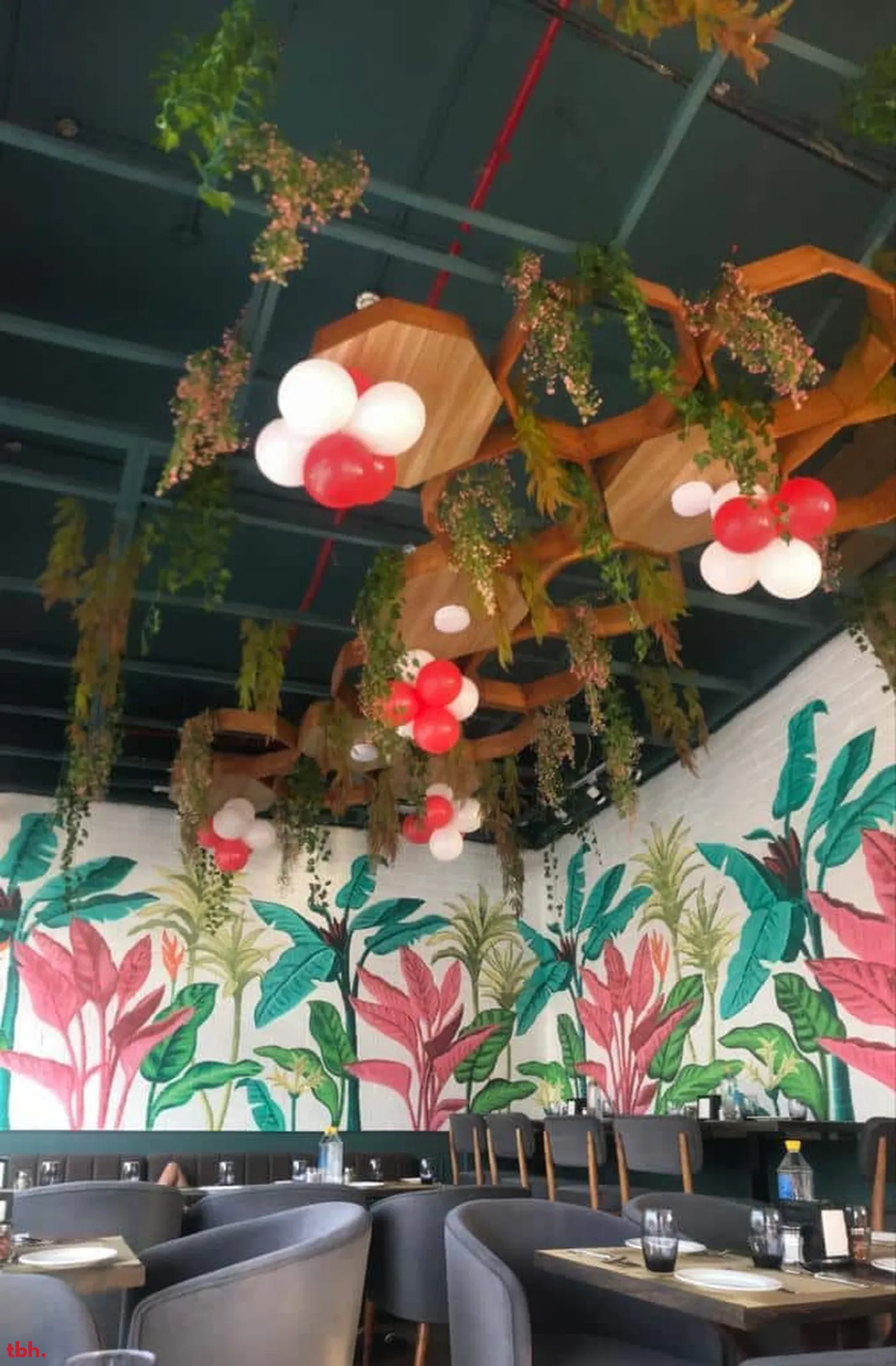 19 Bites Outlet Image