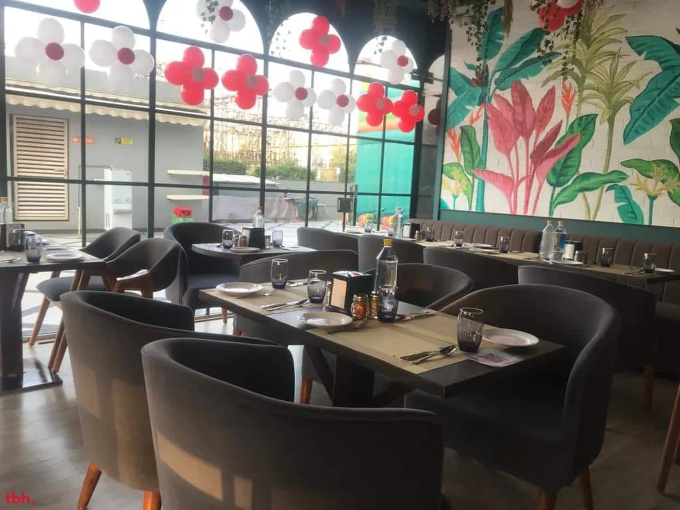 19 Bites Outlet Image