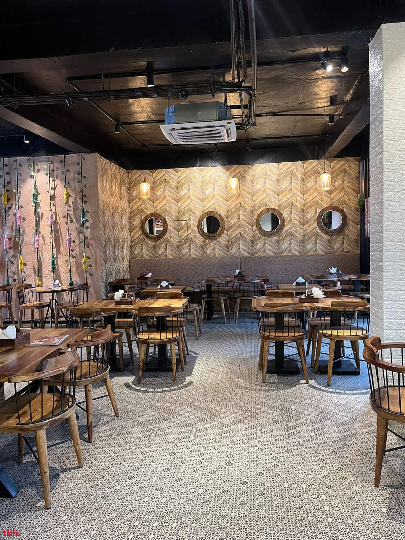 Bistro 57 Outlet Image