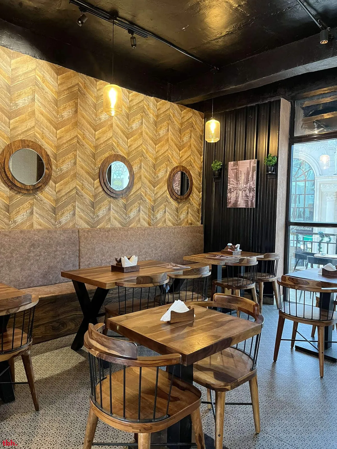 Bistro 57 Outlet Image