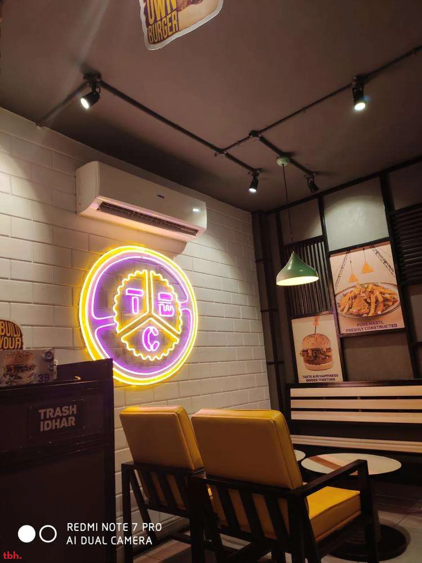 The Burger Club Outlet Image