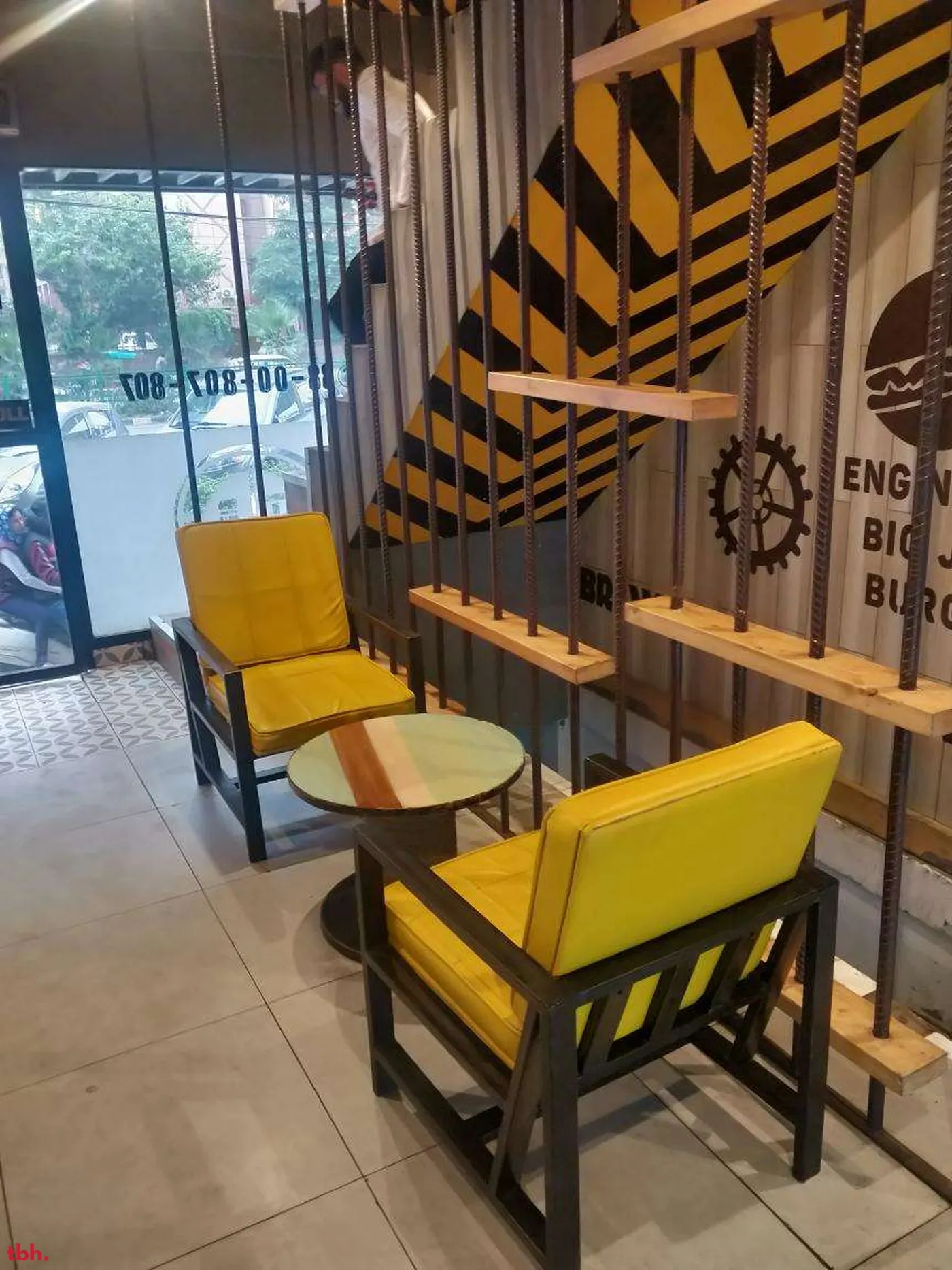 The Burger Club Outlet Image