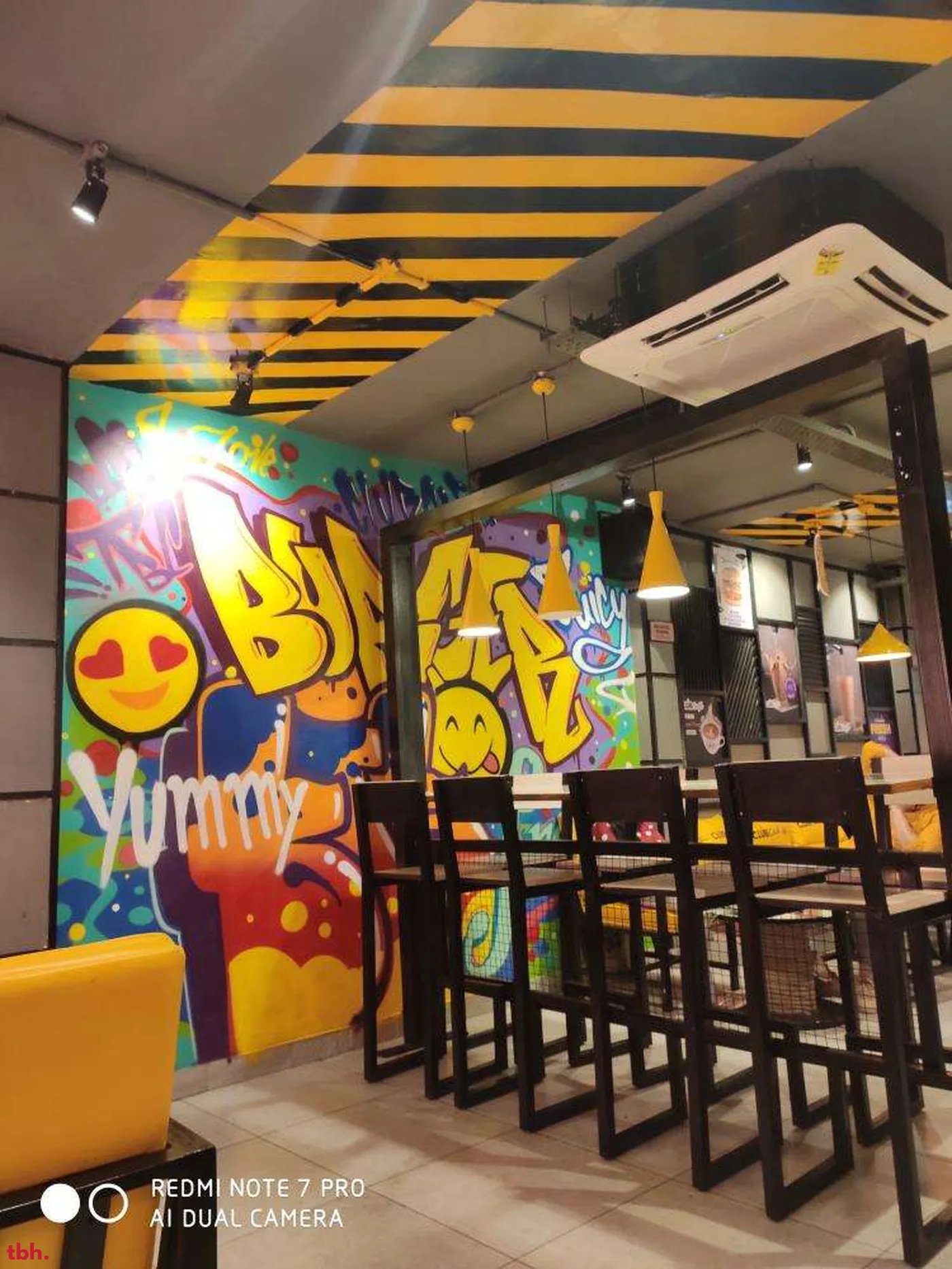 The Burger Club Outlet Image