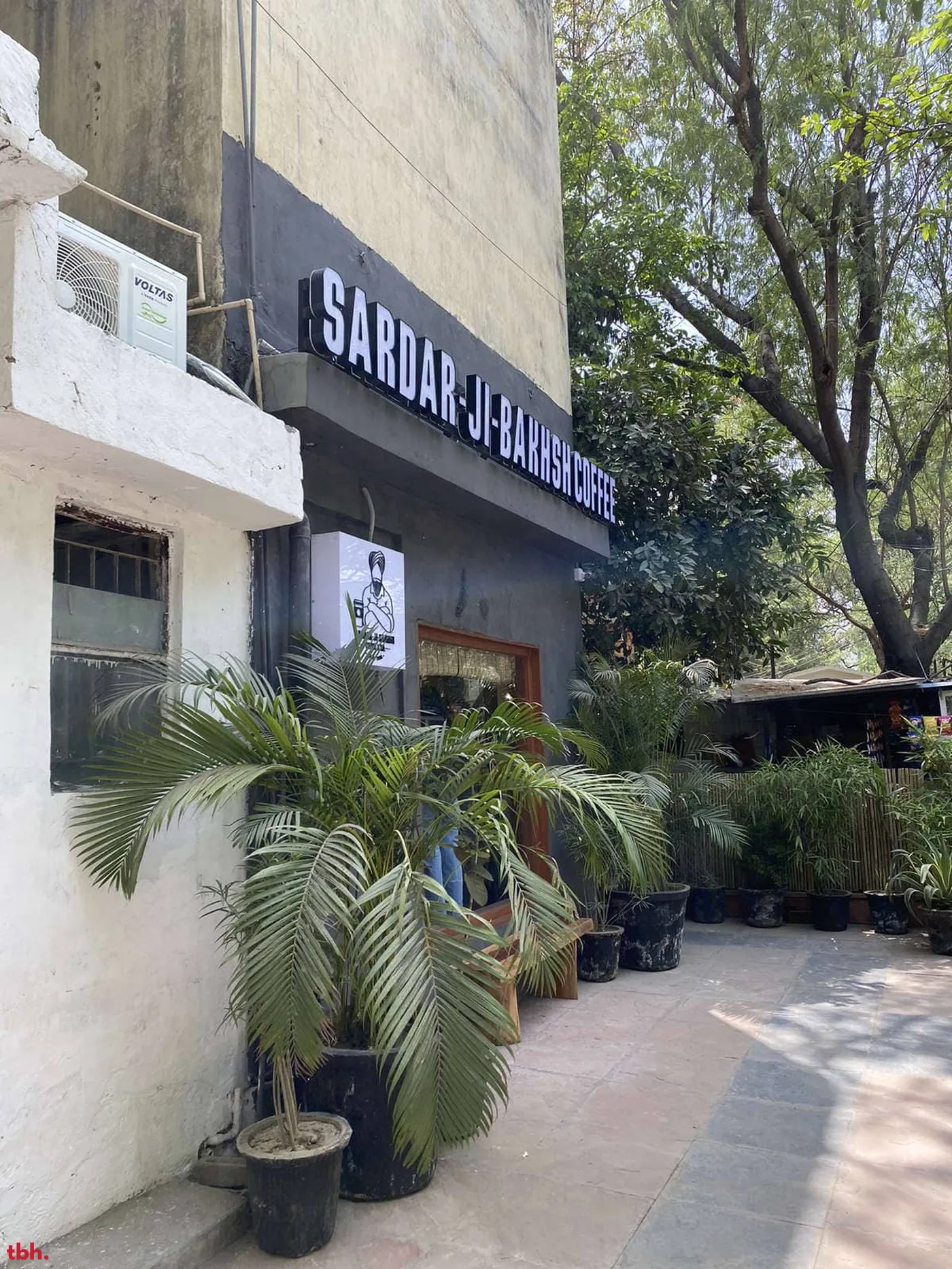 Sardar-Ji-Bakhsh Coffee & Co. Outlet Image