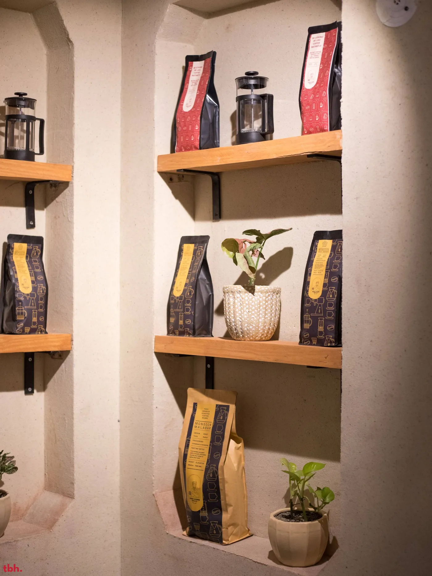 Sardar-Ji-Bakhsh Coffee & Co. Outlet Image