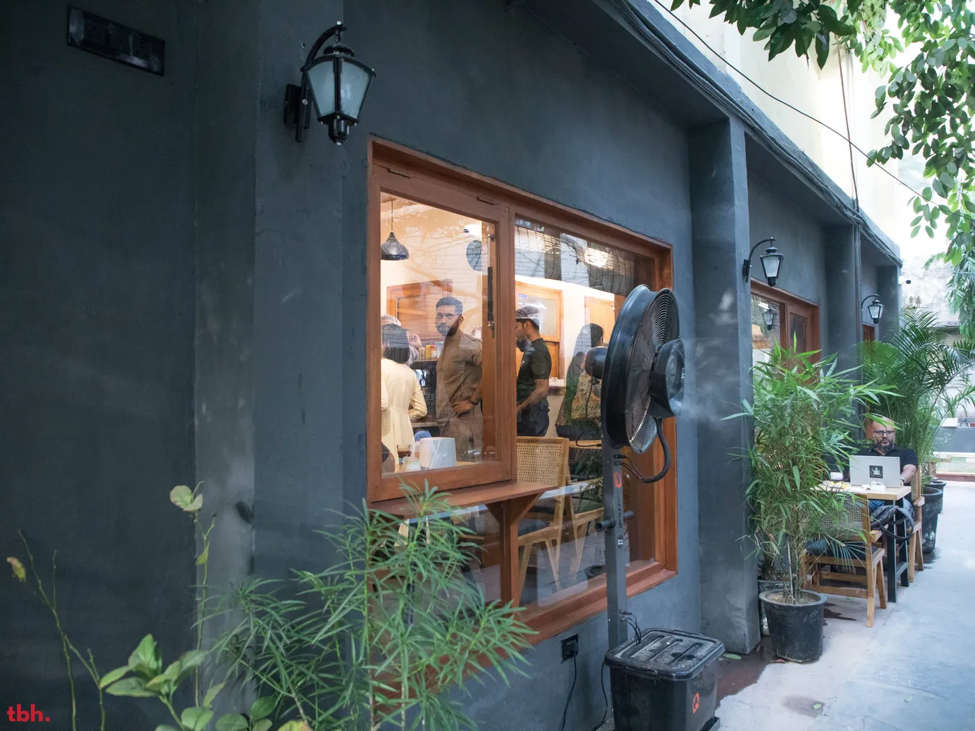 Sardar-Ji-Bakhsh Coffee & Co. Outlet Image