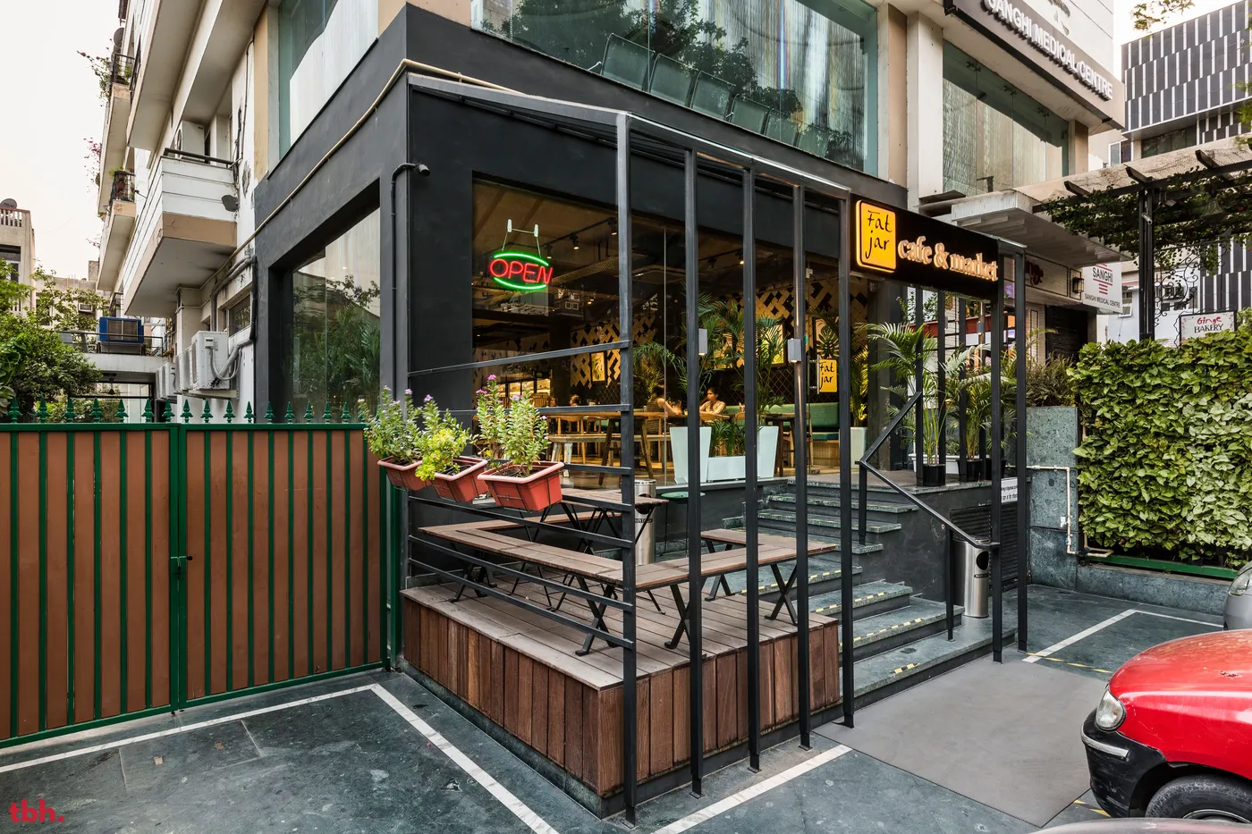 Fat Jar Cafe & Market Outlet Image