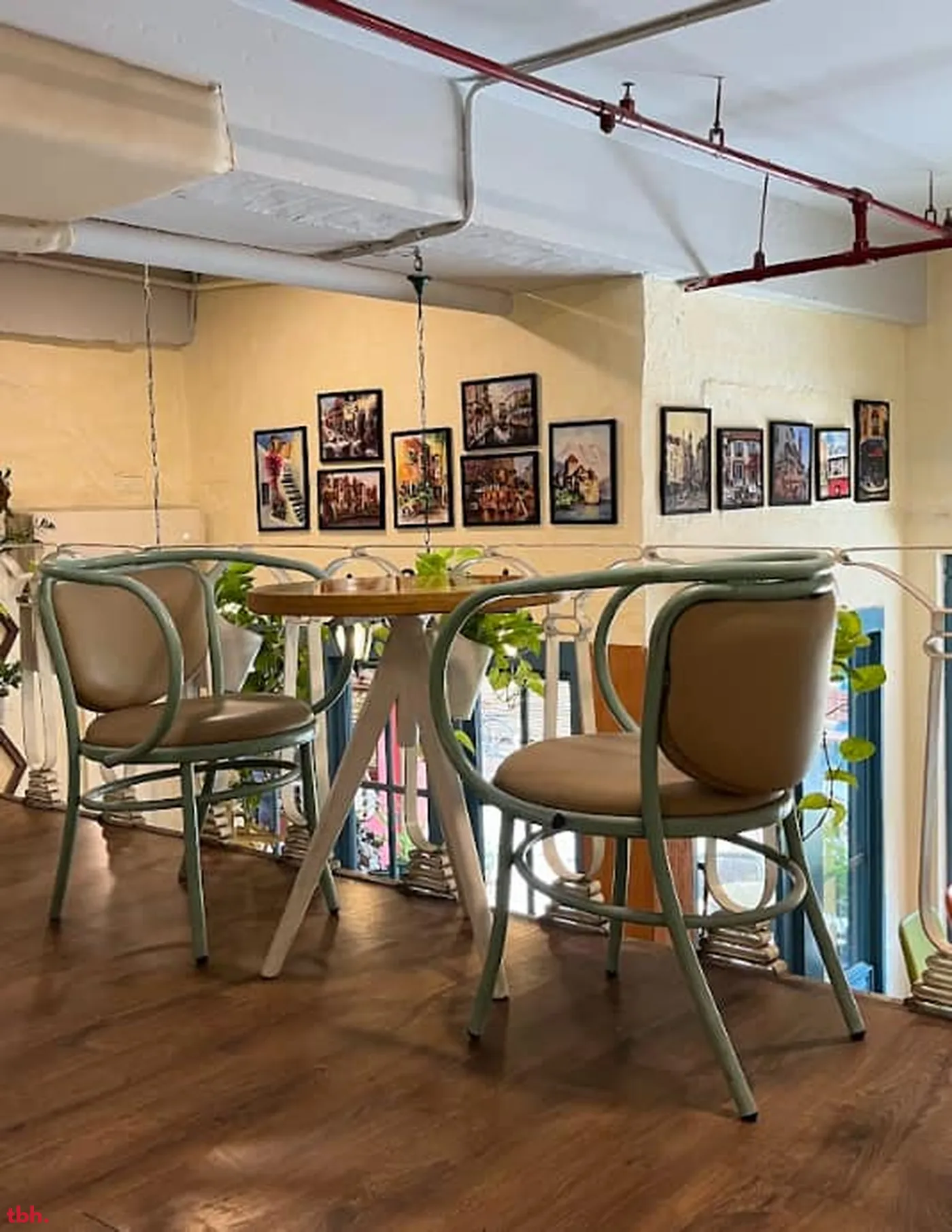 Brick N Bean Cafe Kitchen outlet image