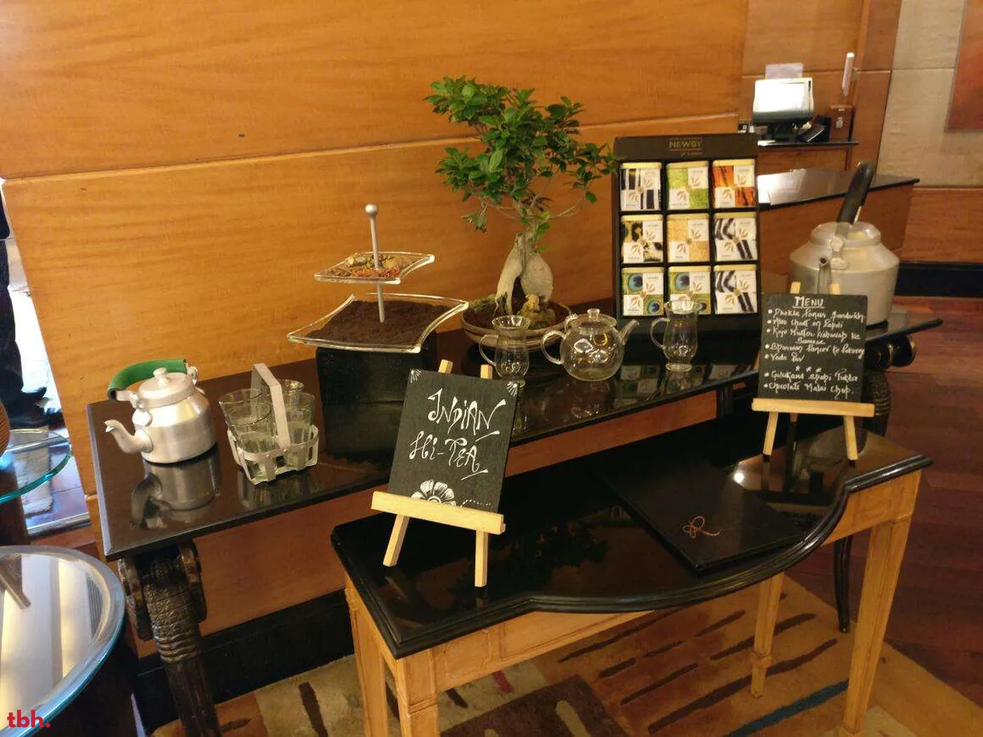 R The Lounge - Radisson Blu Plaza Delhi Airport Outlet Image