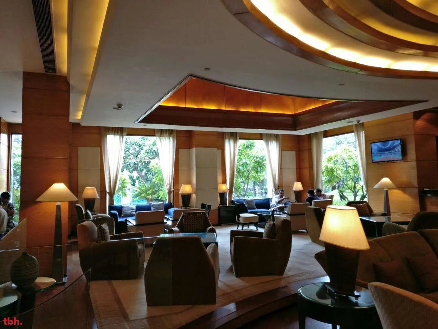 R The Lounge - Radisson Blu Plaza Delhi Airport Outlet Image
