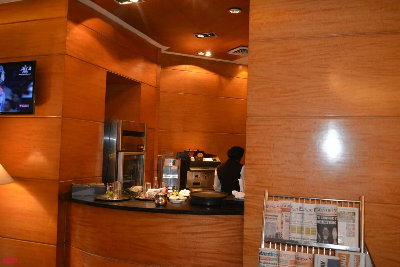 R The Lounge - Radisson Blu Plaza Delhi Airport Outlet Image