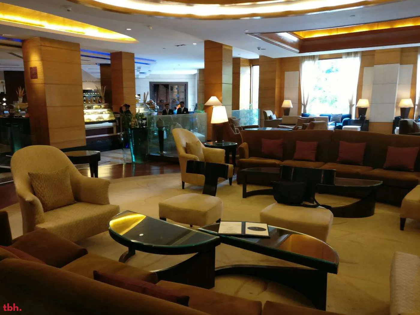 R The Lounge - Radisson Blu Plaza Delhi Airport Outlet Image