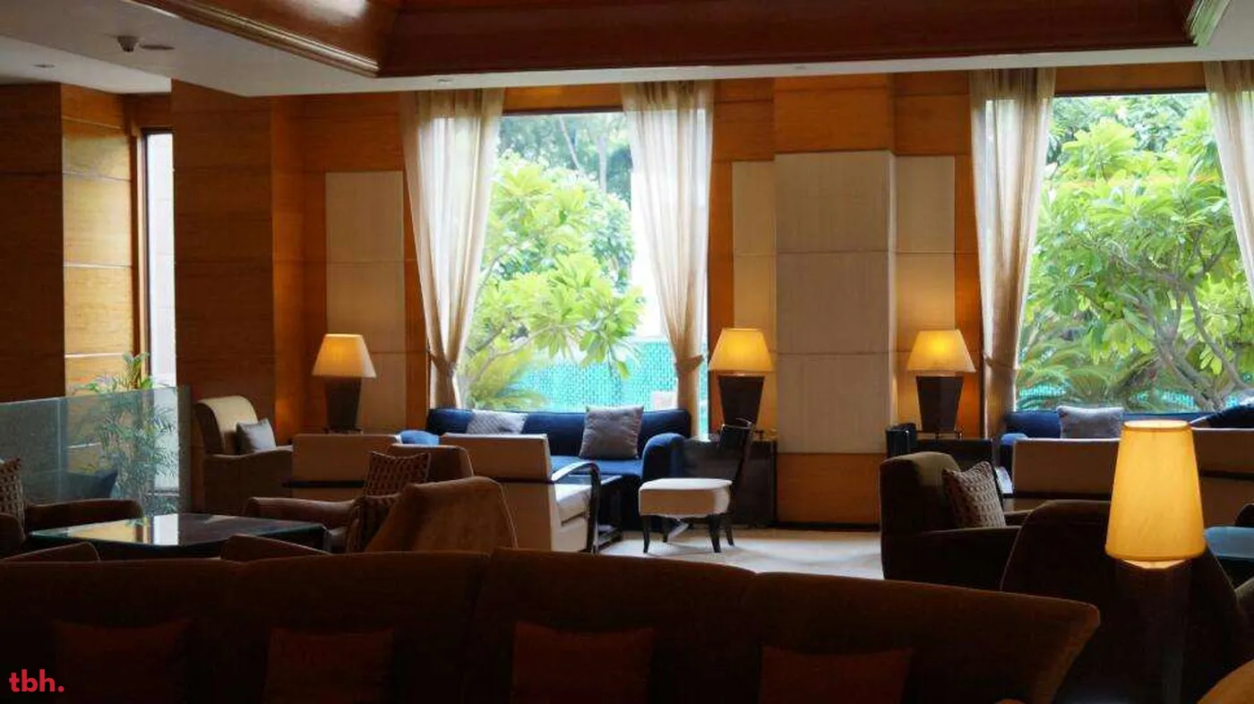 R The Lounge - Radisson Blu Plaza Delhi Airport Outlet Image