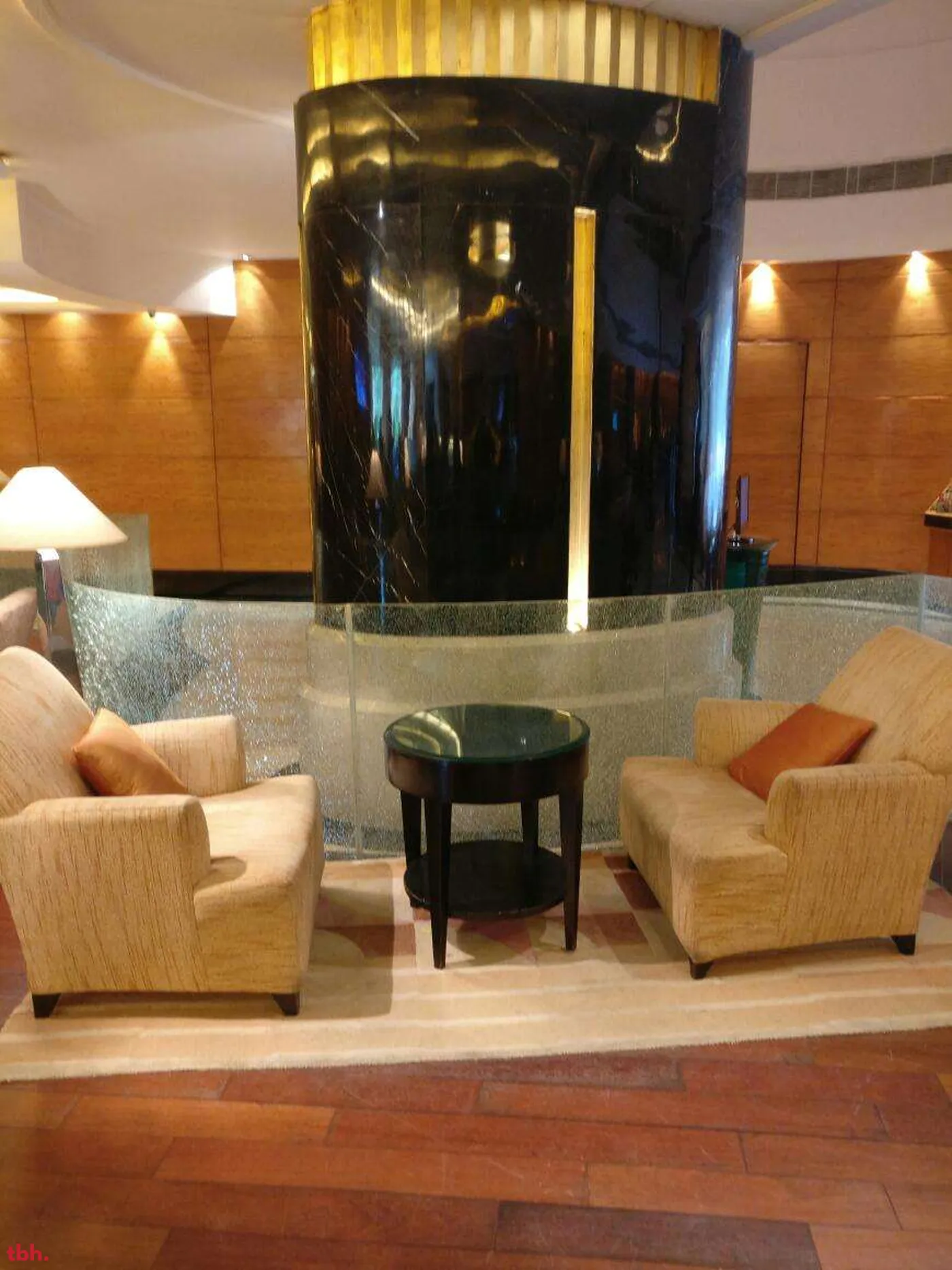 R The Lounge - Radisson Blu Plaza Delhi Airport Outlet Image