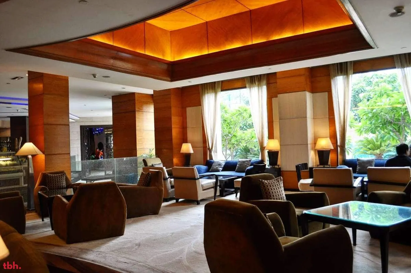 R The Lounge - Radisson Blu Plaza Delhi Airport Outlet Image