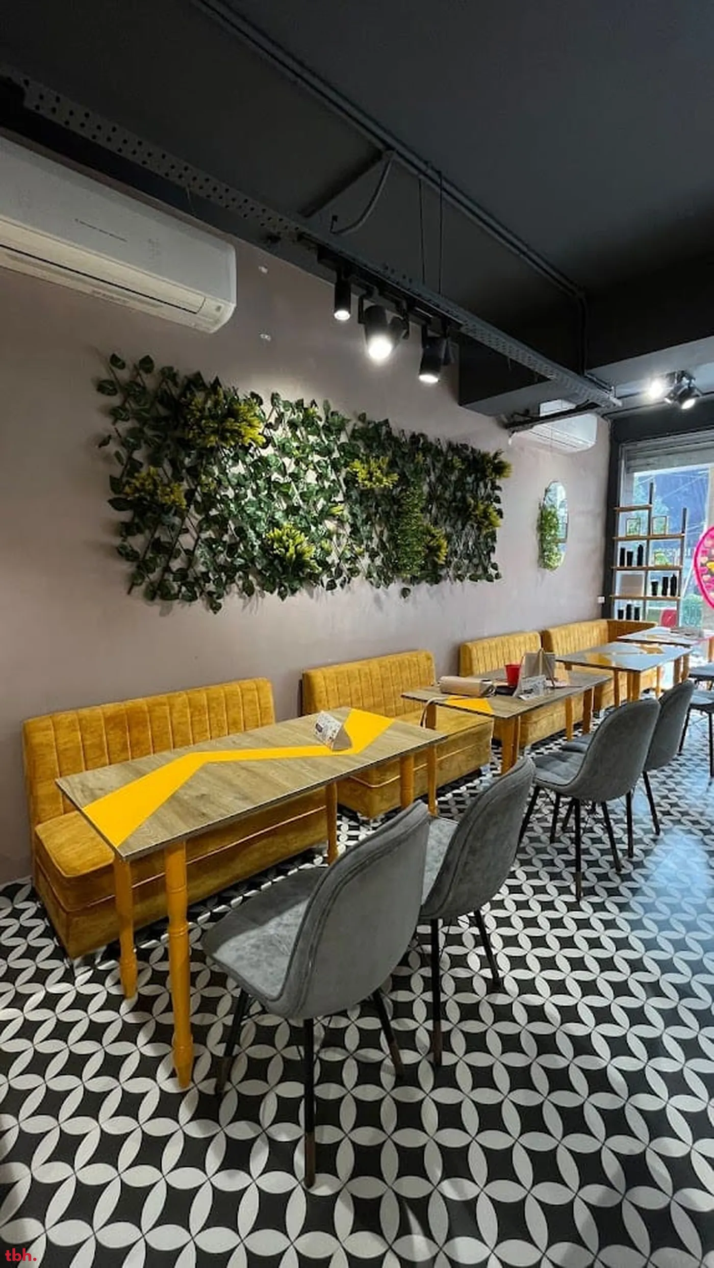 Artreat Outlet Image