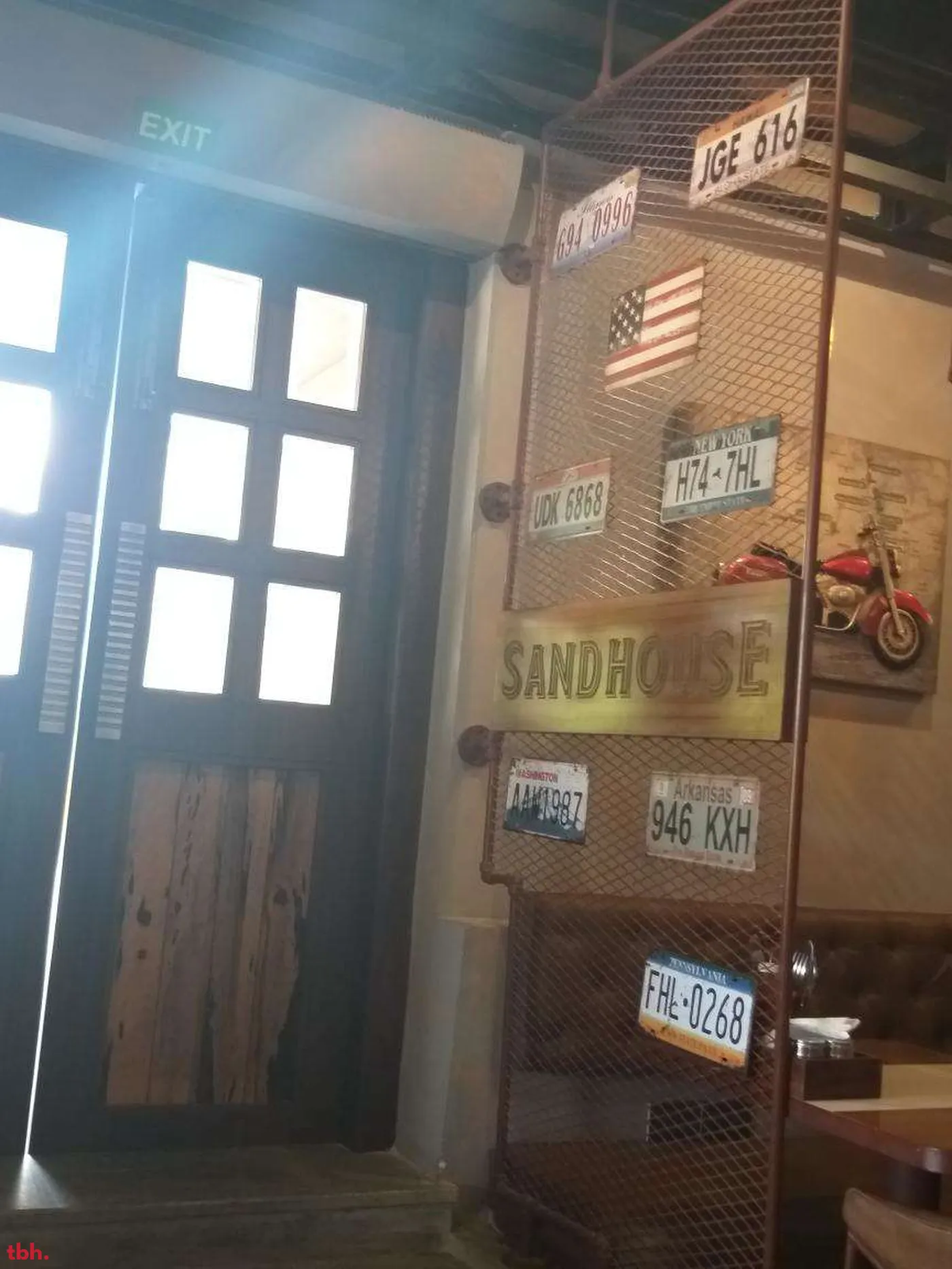 Sandhouse Café Outlet Image