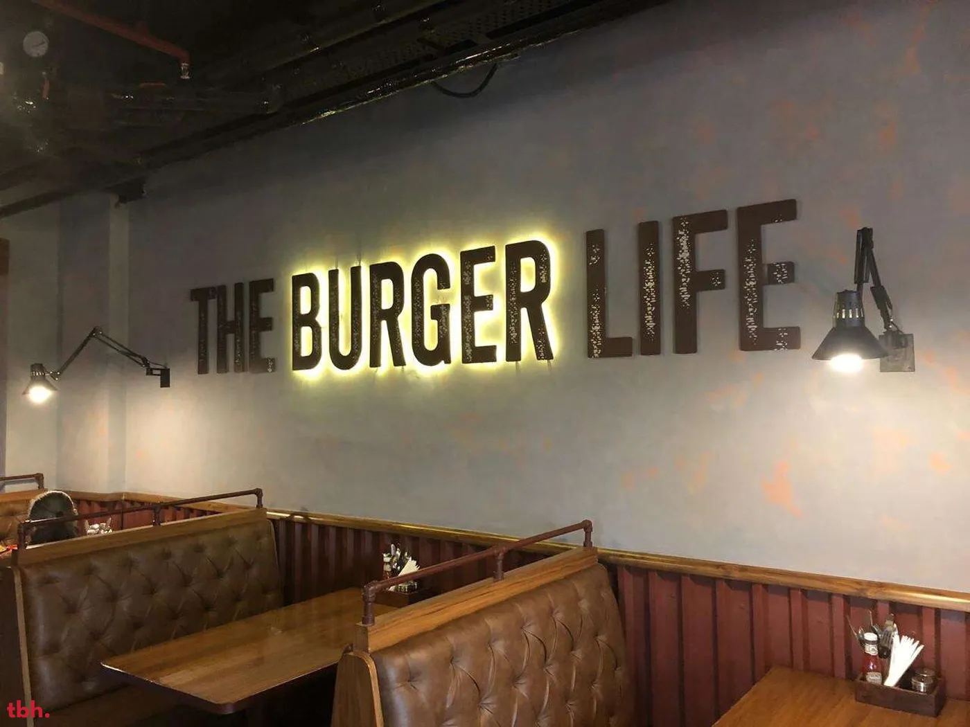 Sandhouse Café Outlet Image