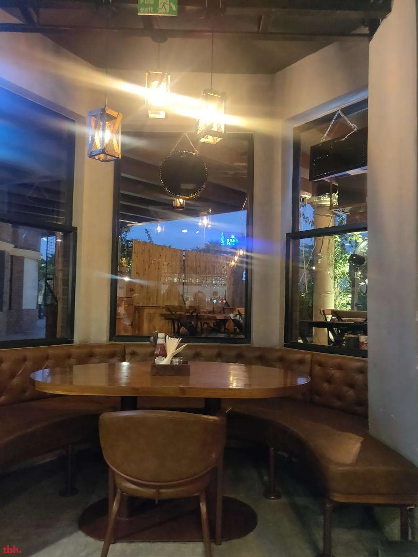 Sandhouse Café Outlet Image