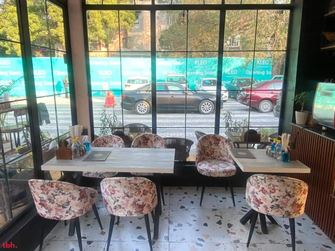 Refections Cafe Outlet Image