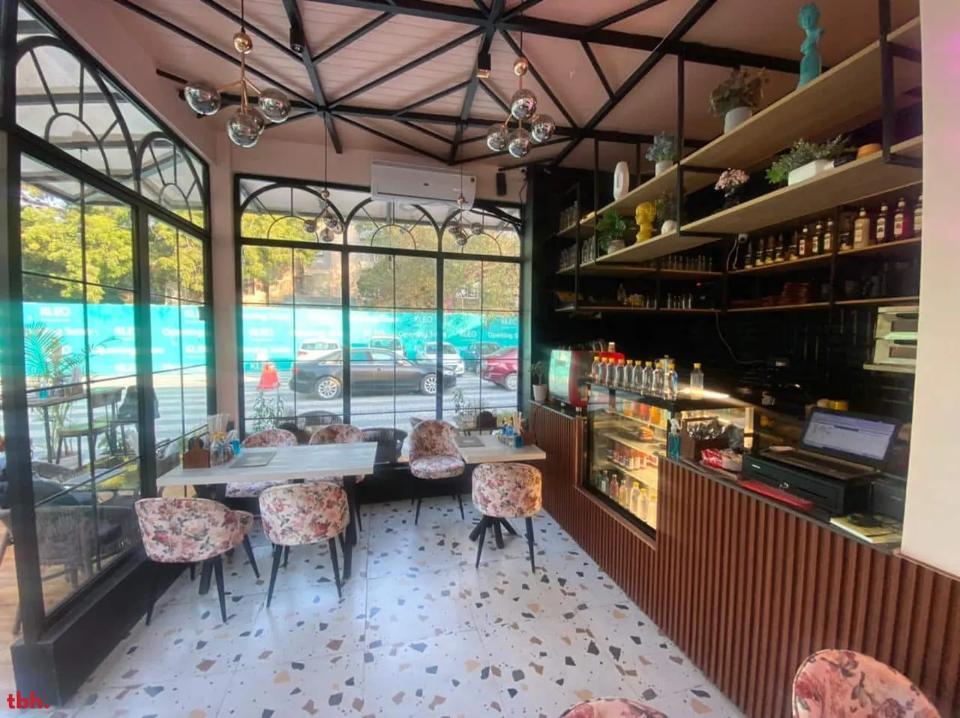 Refections Cafe Outlet Image