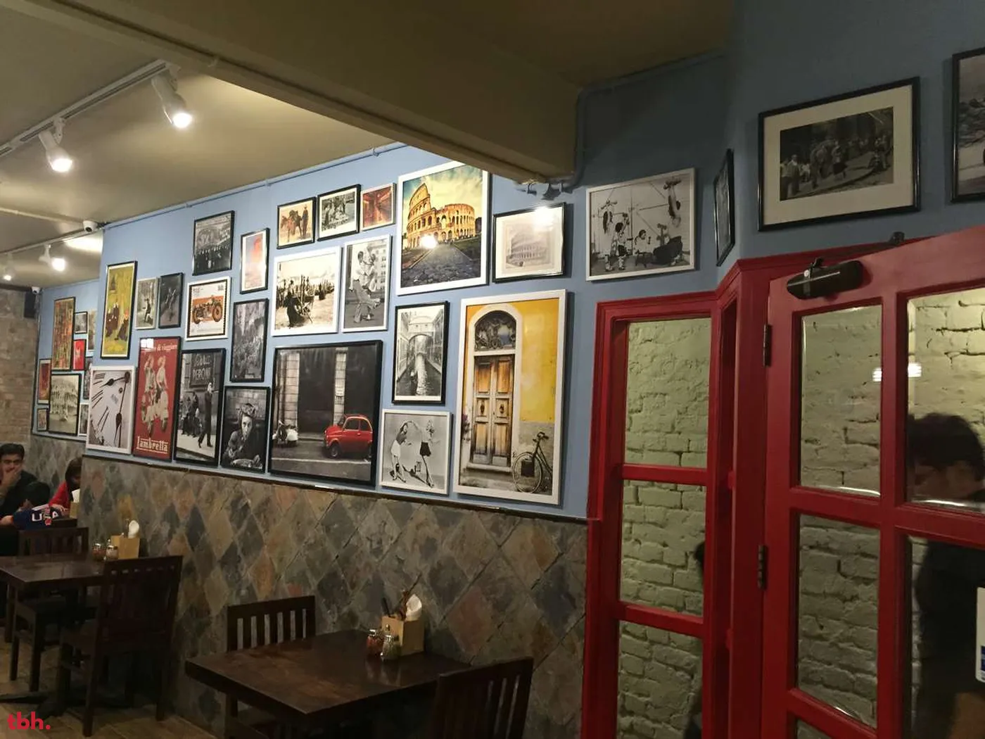 Cafe Parmesan Outlet Image