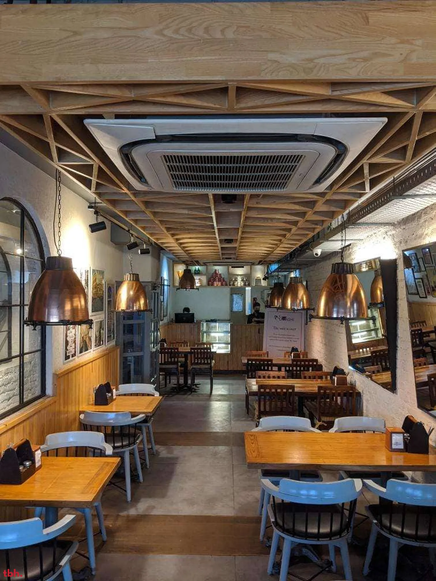 Cafe Parmesan Outlet Image