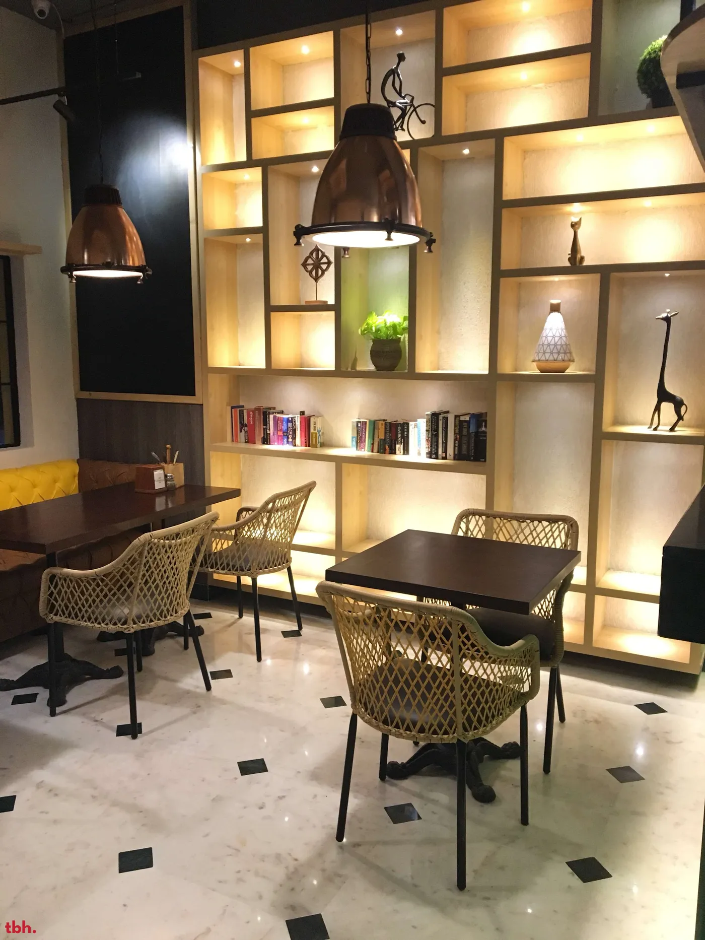 Cafe Parmesan Outlet Image