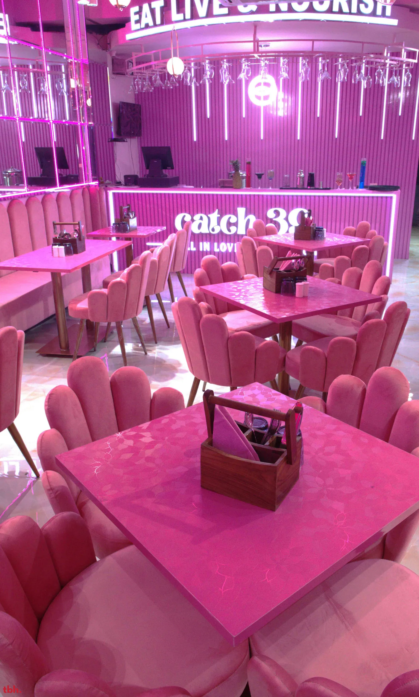 Catch 39 Outlet Image