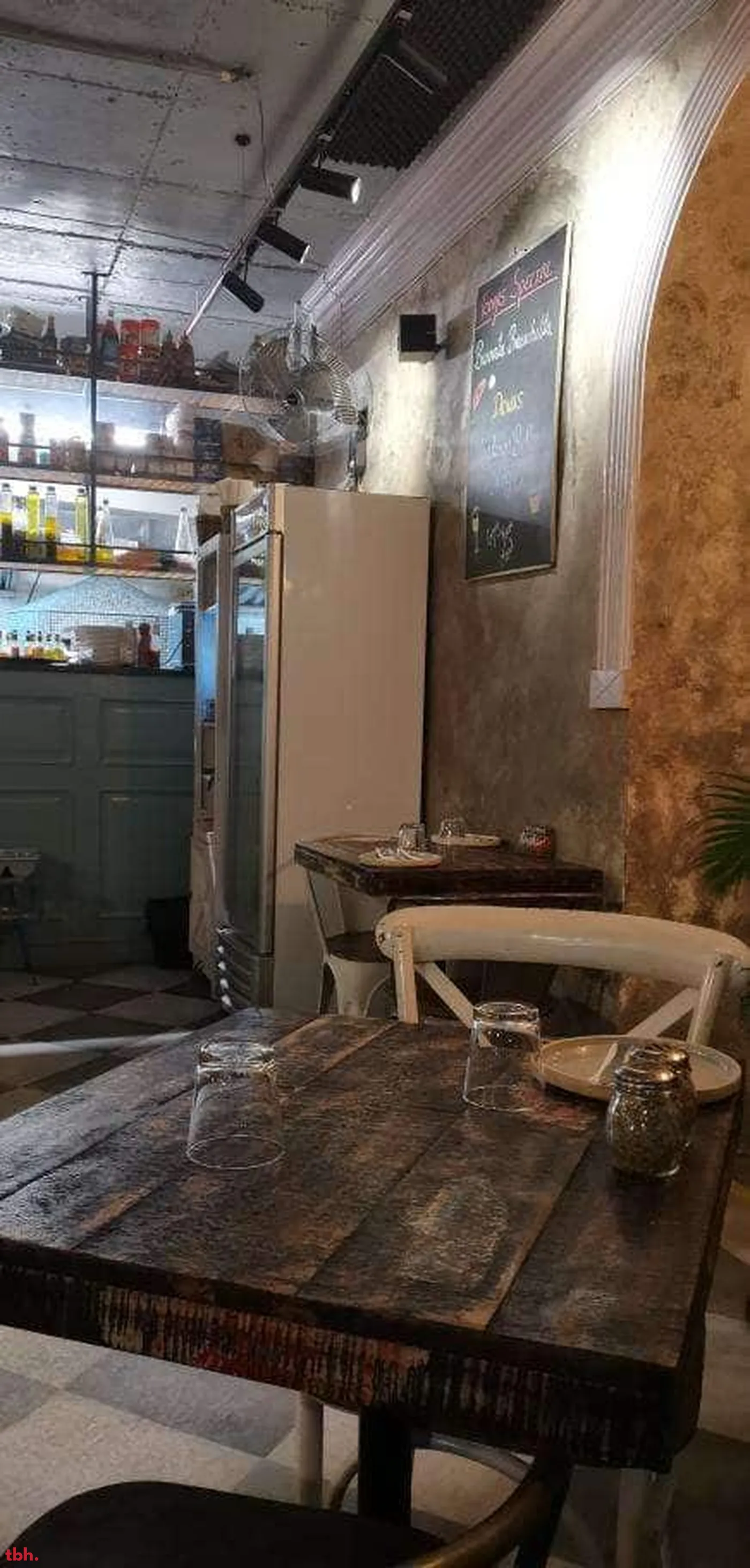 COMO - Pizzeria Outlet Image