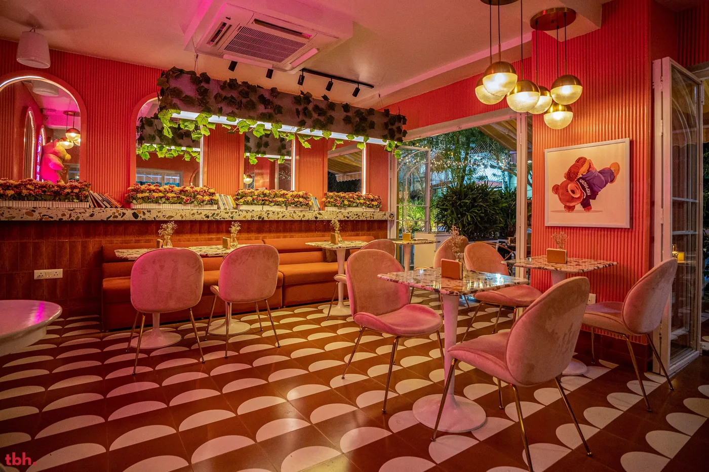 Bean & The Bear Outlet Image