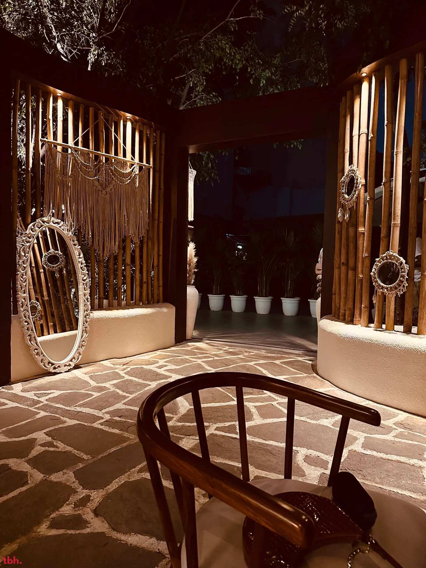 Avokado Cafe Outlet Image