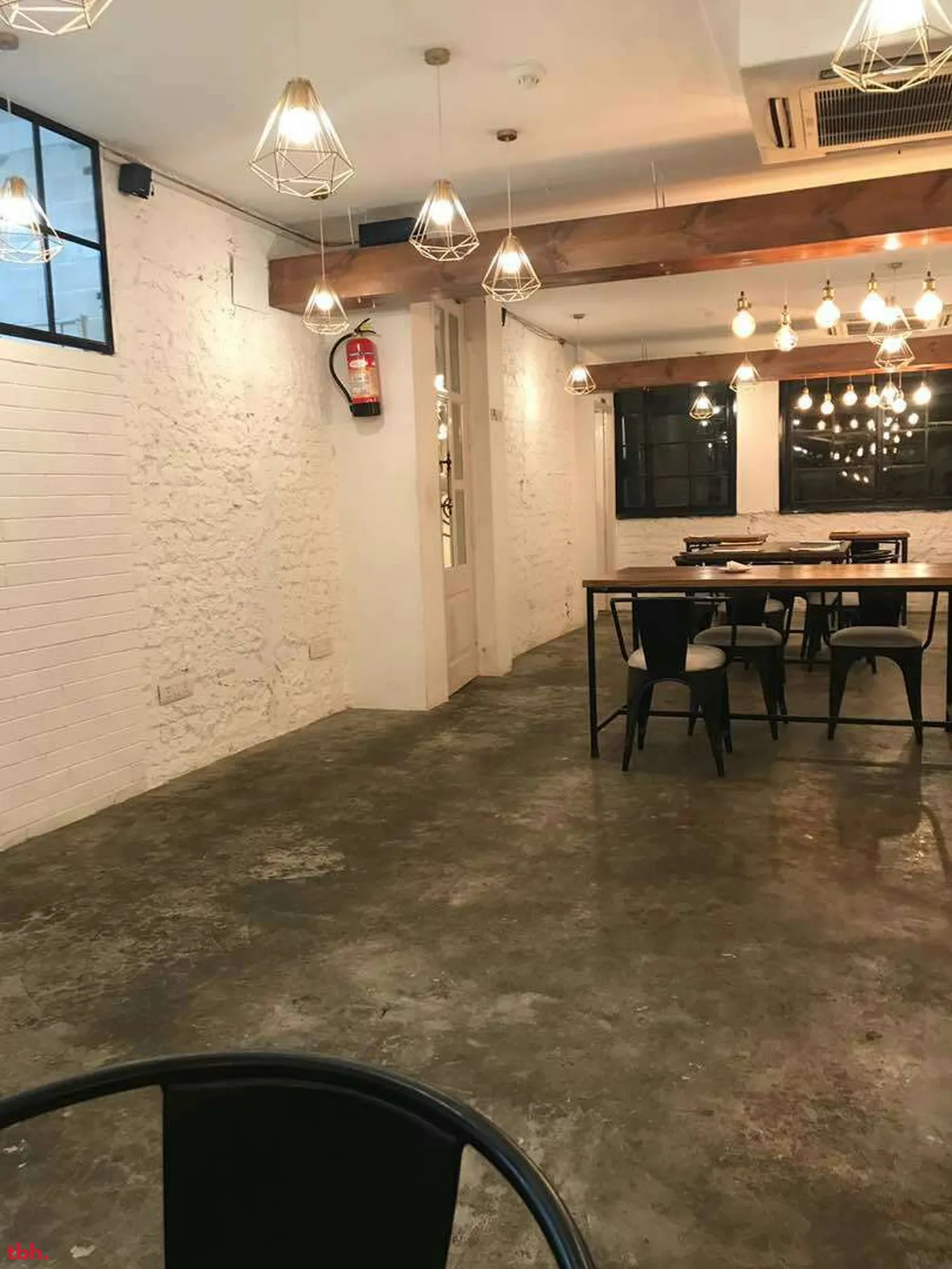 Fig & Maple Outlet Image