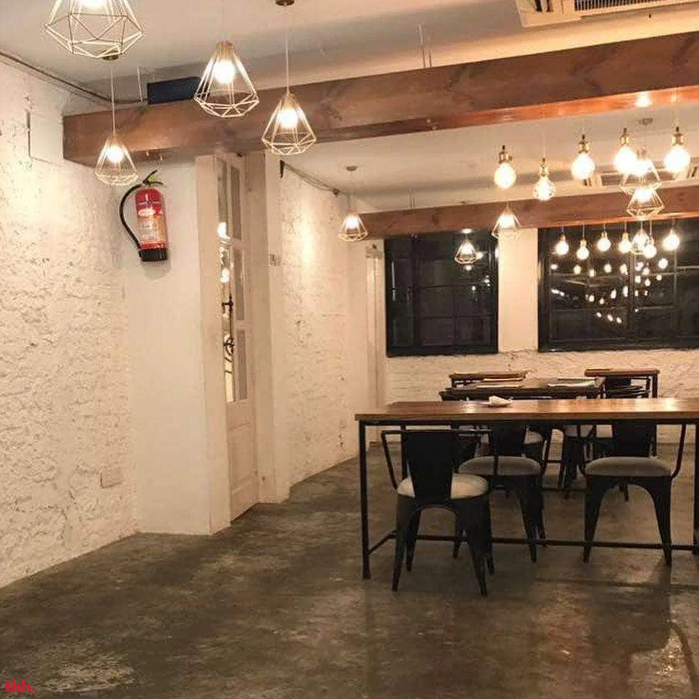 Fig & Maple Outlet Image