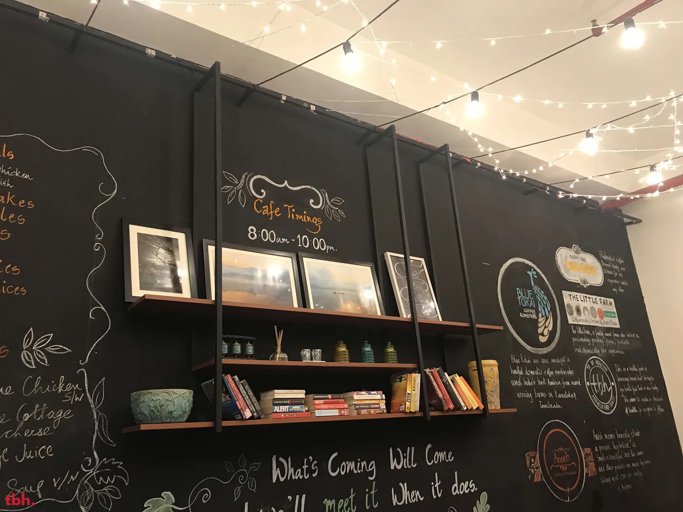 C'est La Vie Outlet Image