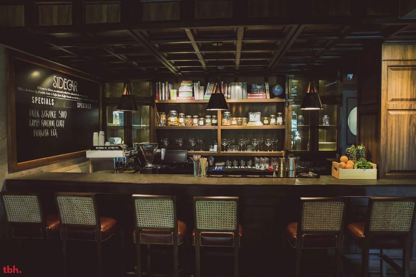 Sidecar Outlet Image