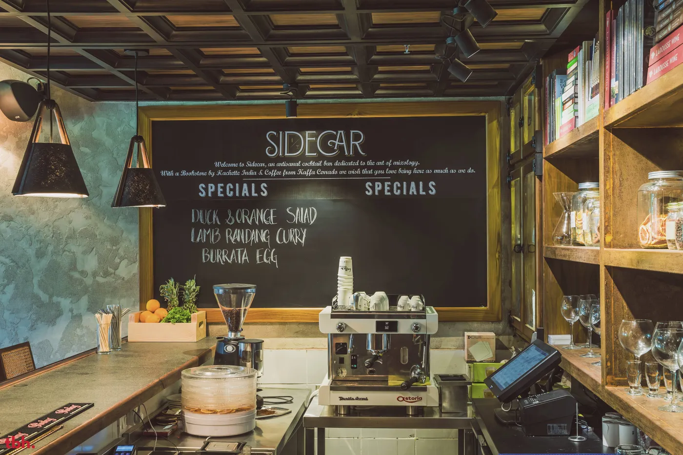 Sidecar Outlet Image