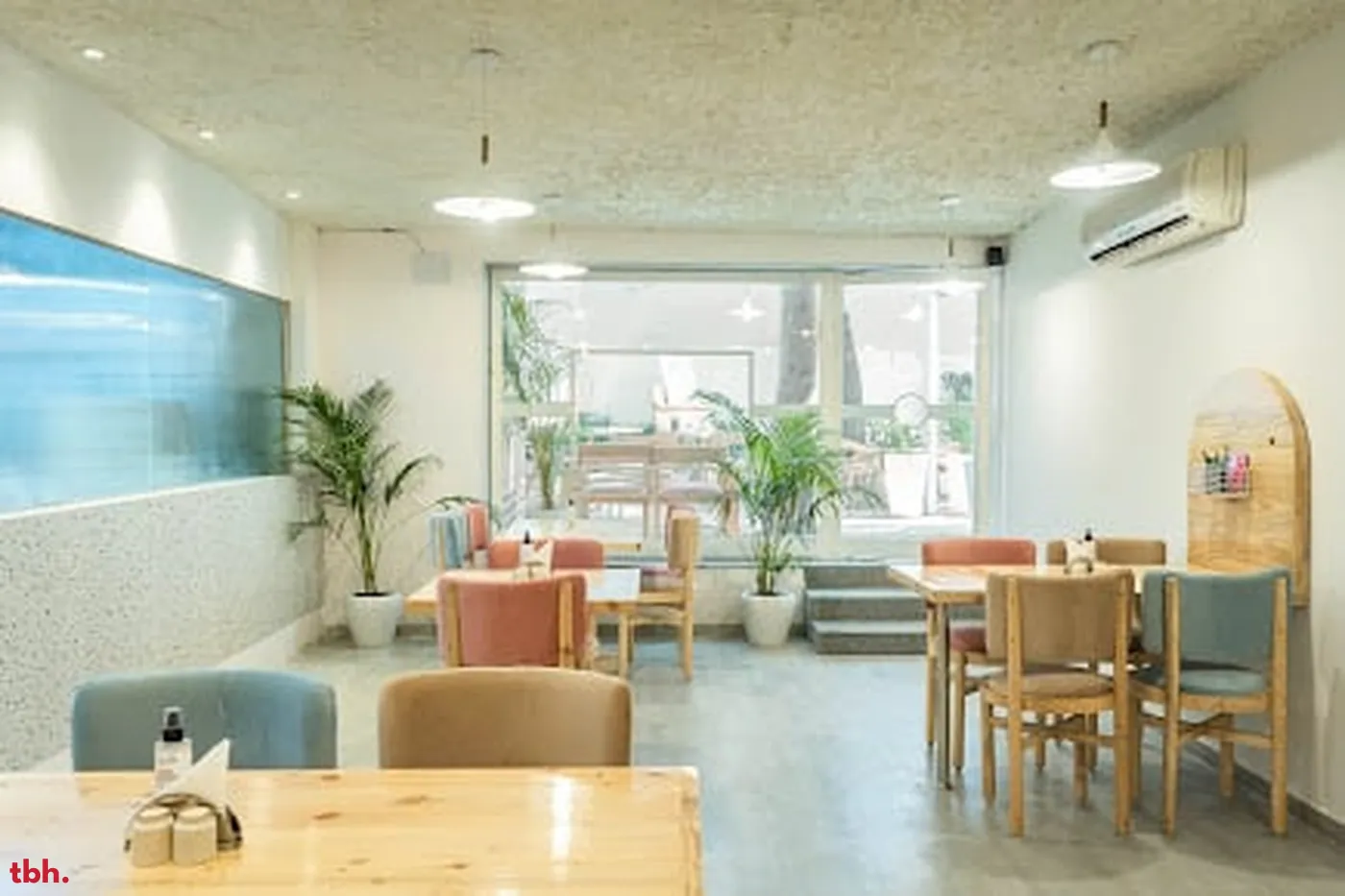 The Palette Outlet Image