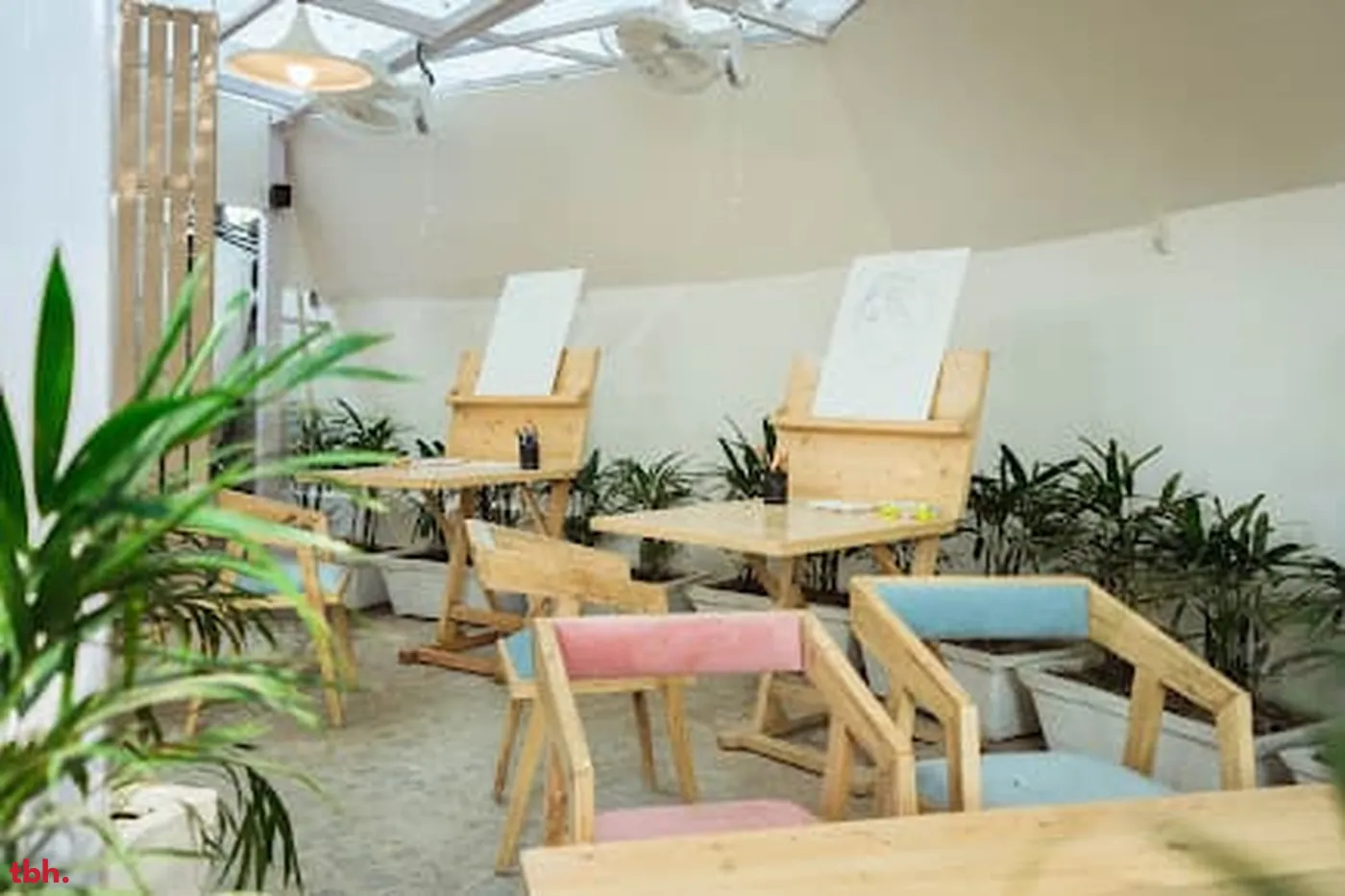 The Palette Outlet Image