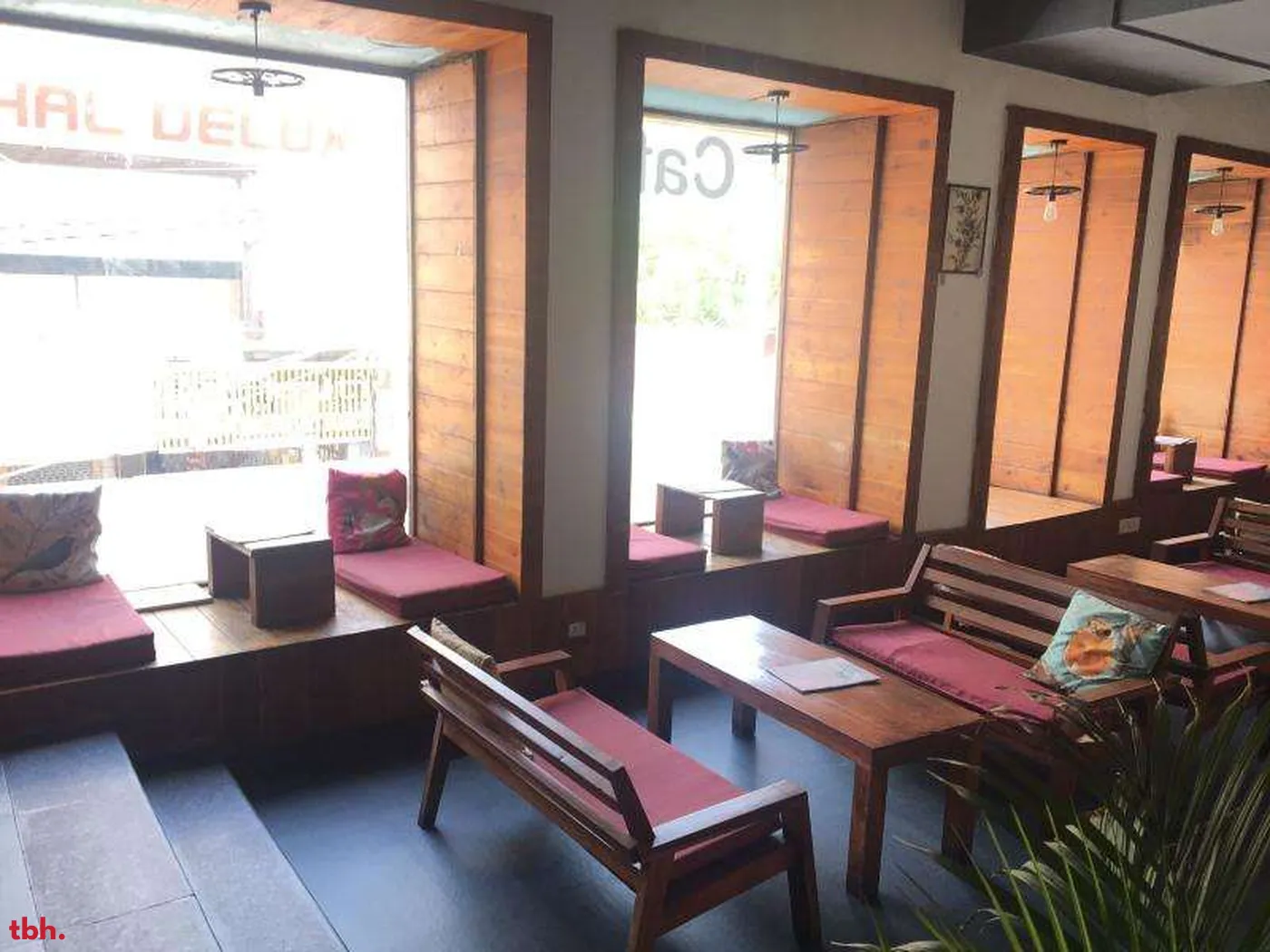 Coffee Bond Outlet Image