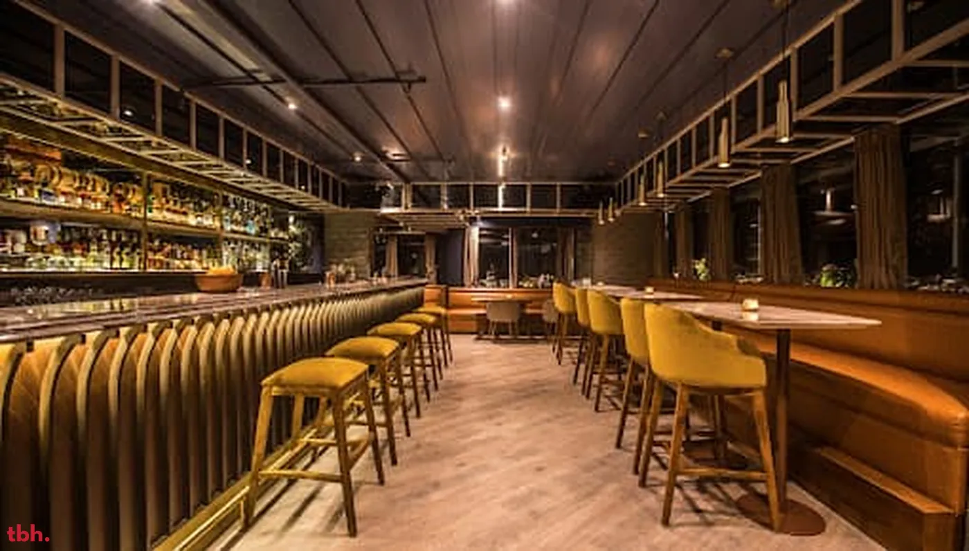 Dear Donna Outlet Image