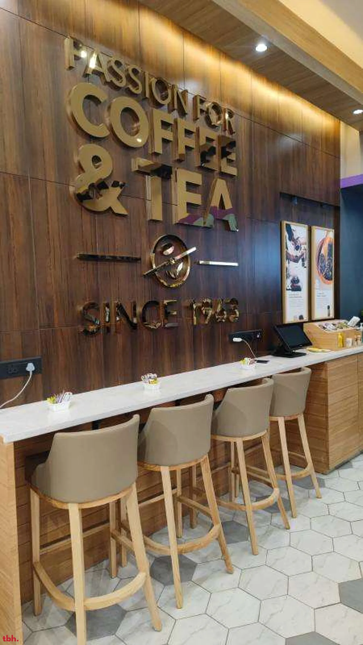 The Coffee Bean & Tea Leaf Outlet Image