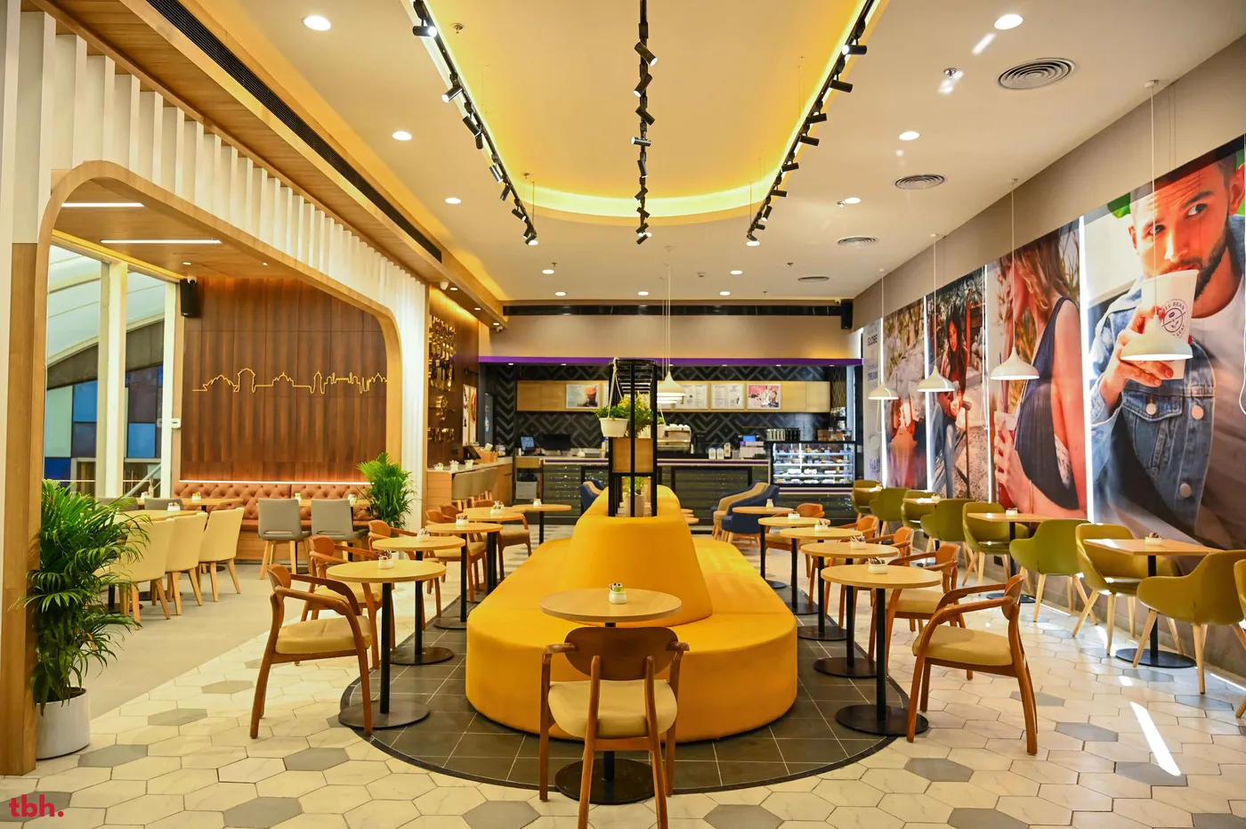 The Coffee Bean & Tea Leaf outlet image