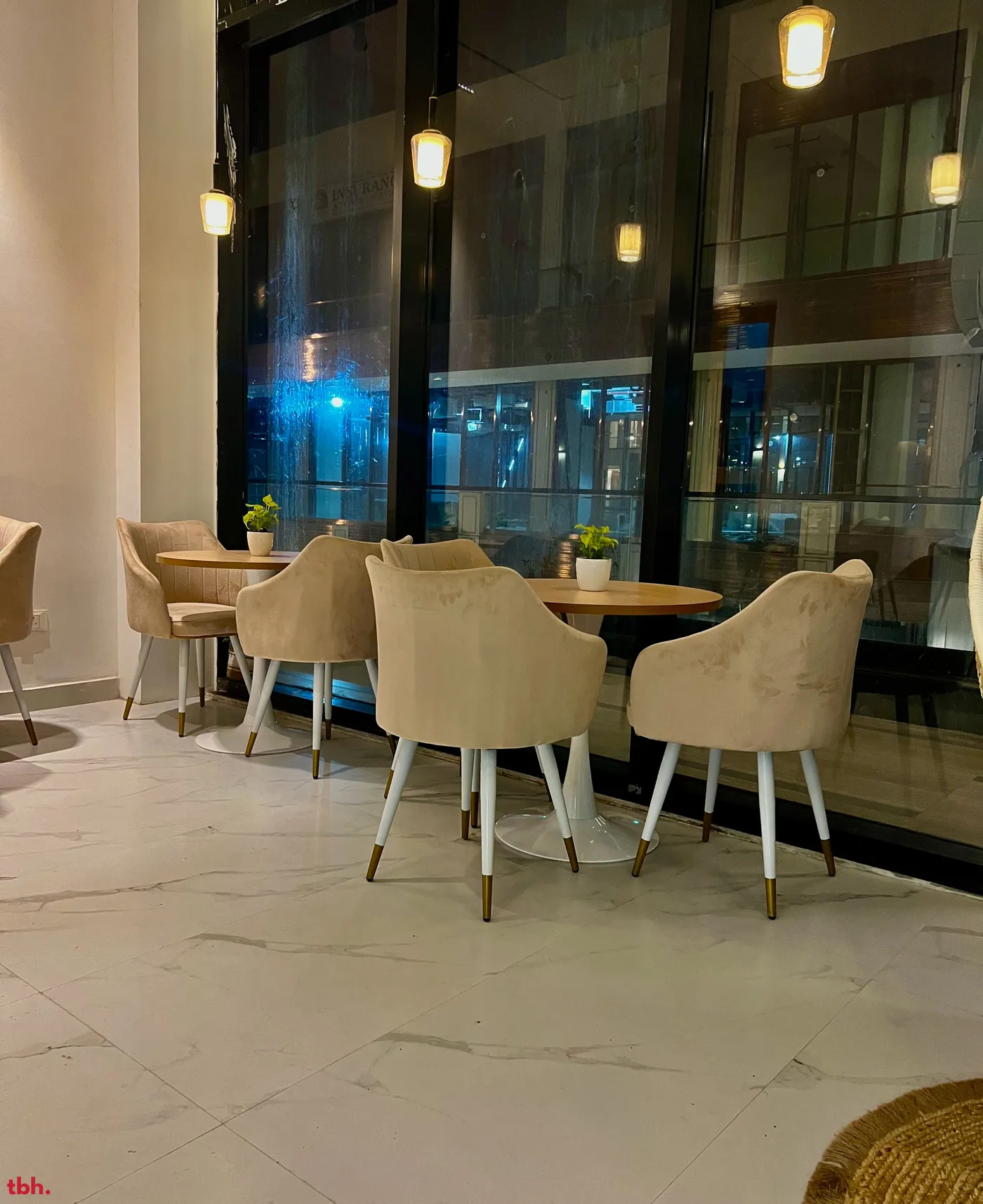 El Broma Outlet Image