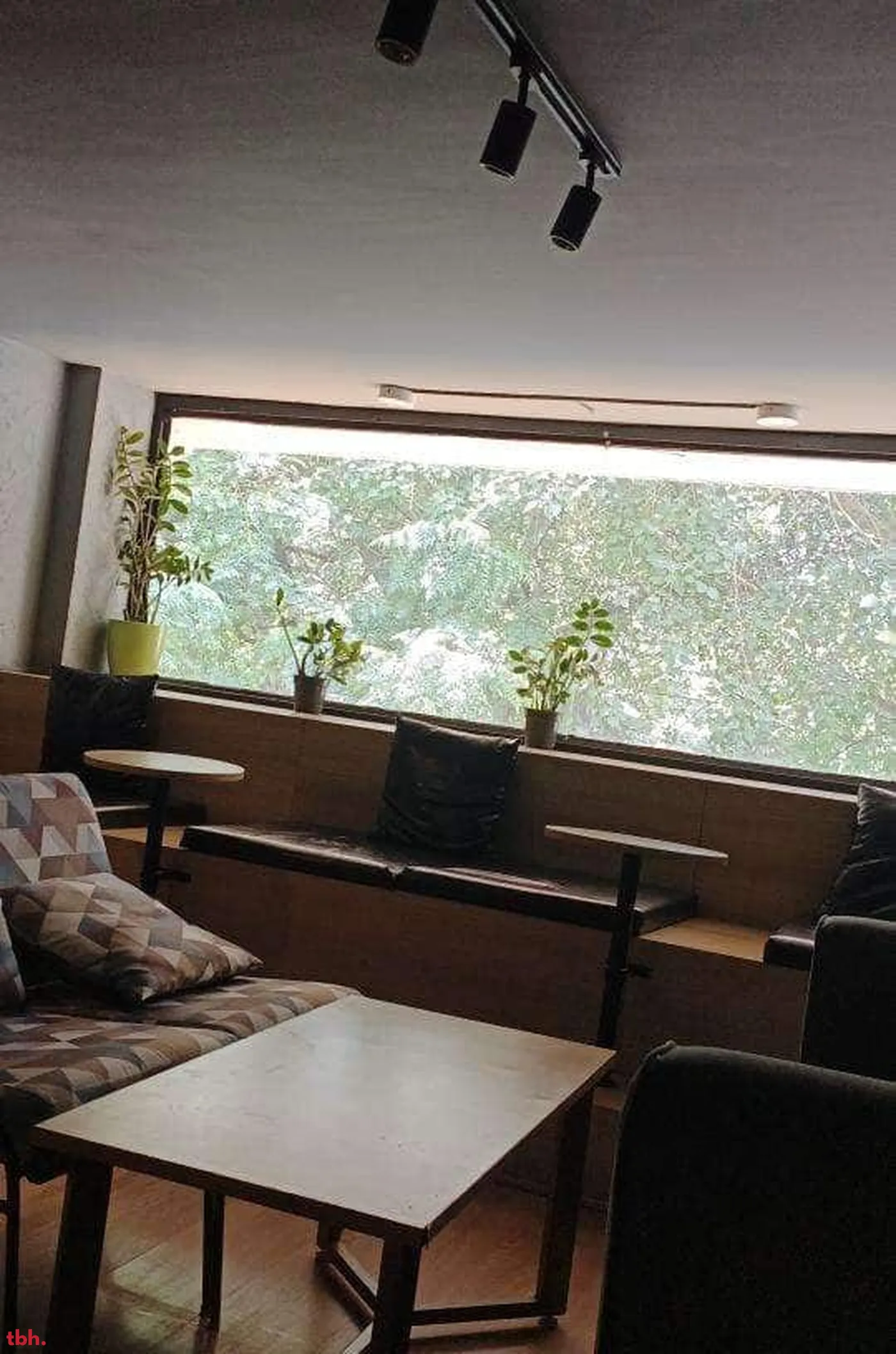 Barista Coffee Outlet Image