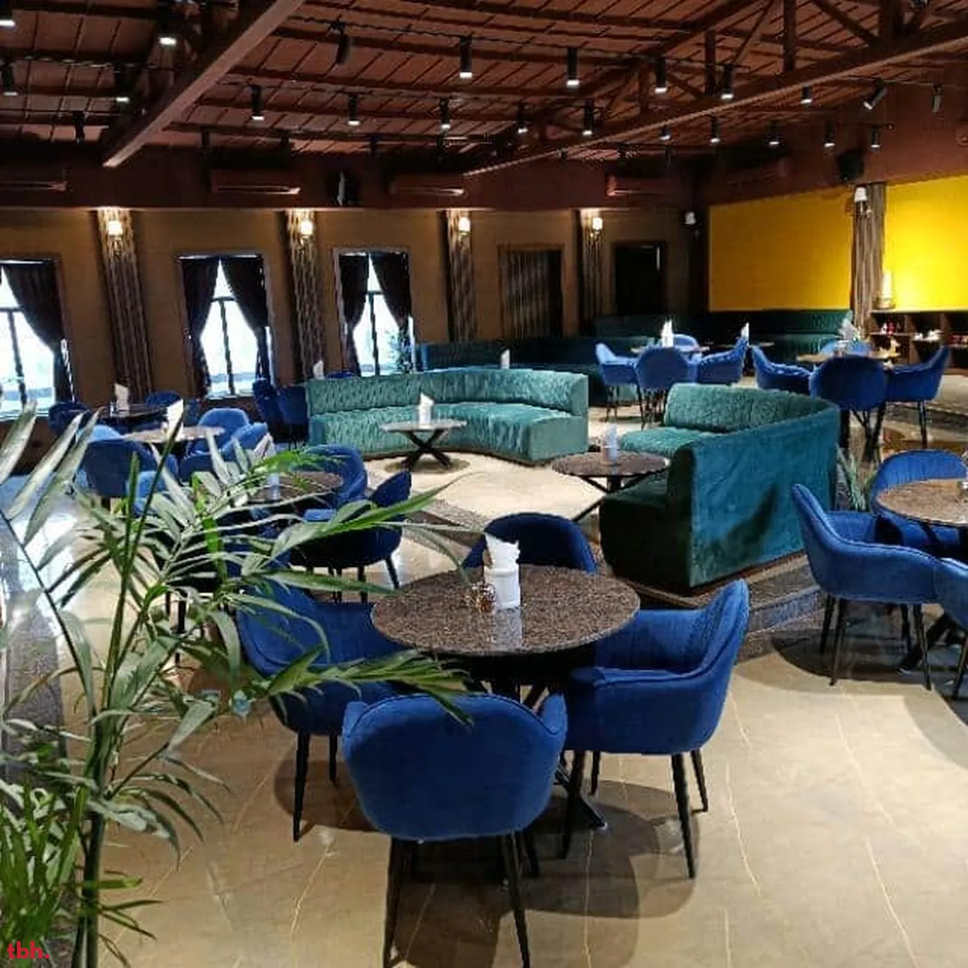 Bailey's Diner Outlet Image